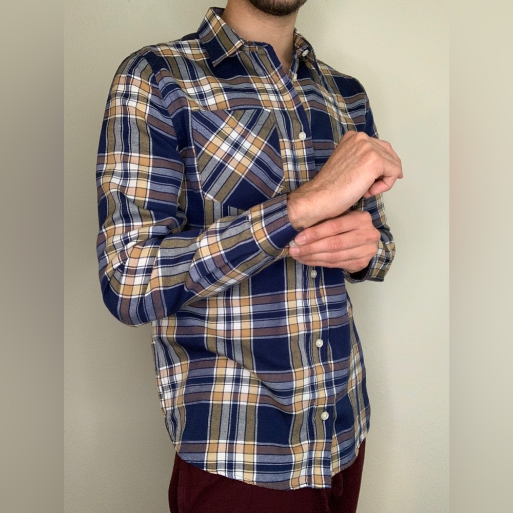 Medium BoohooMAN plaid shirt
